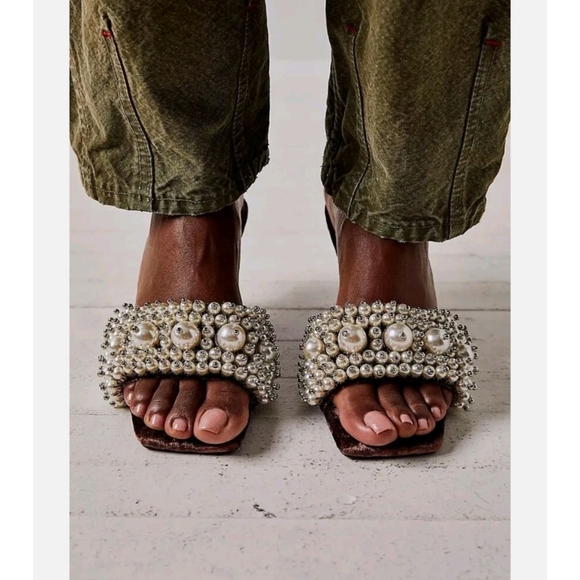 Free People JEFFREY CAMPBELL Portia Pearl Heels Size 9 - Picture 7 of 7